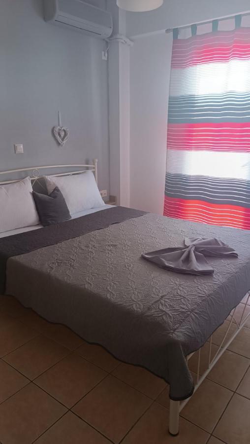 Ferienwohnung Vasilis Rafína Exterior foto